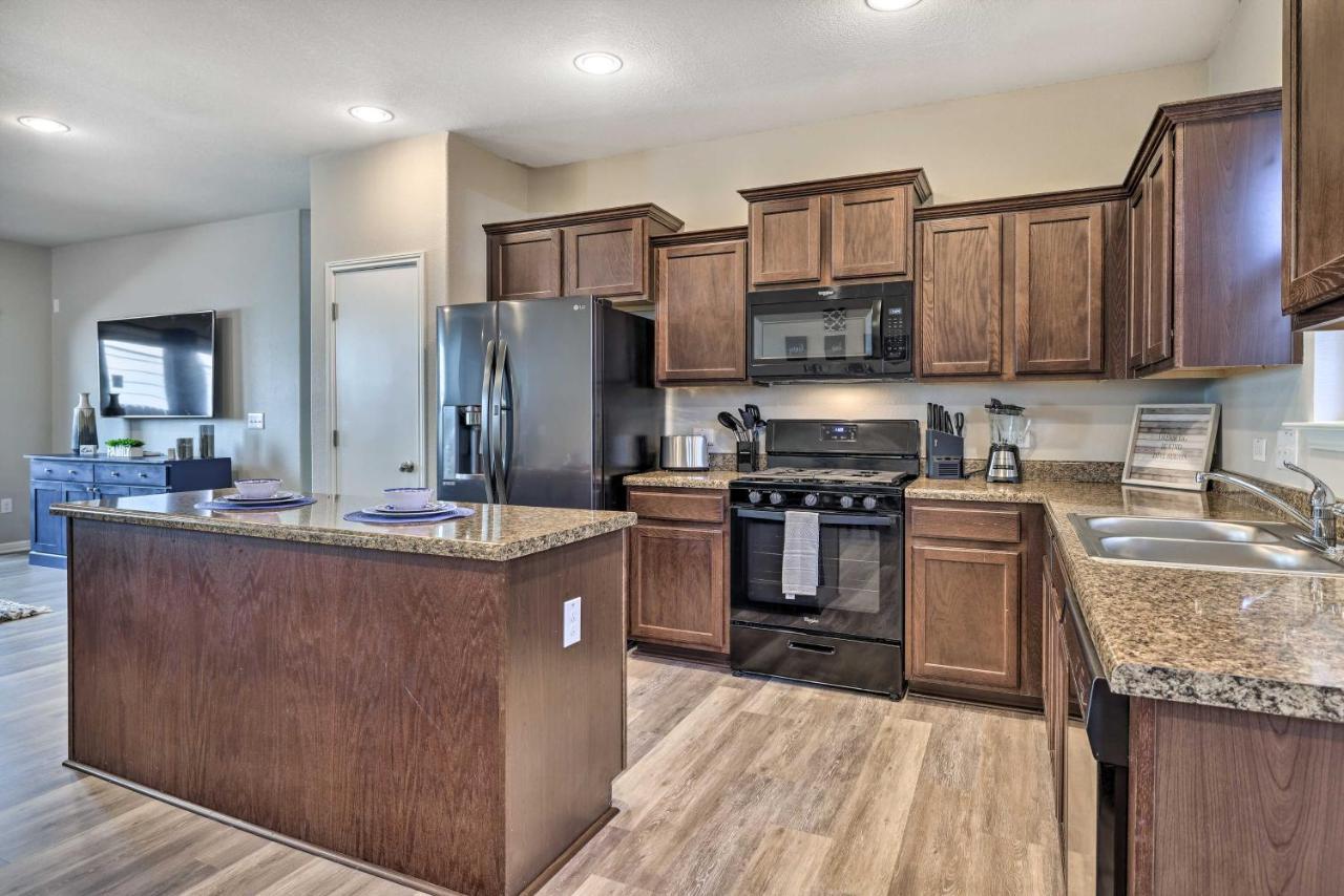 Buda Home With Smart Tv About 19 Mi To Downtown Austin المظهر الخارجي الصورة