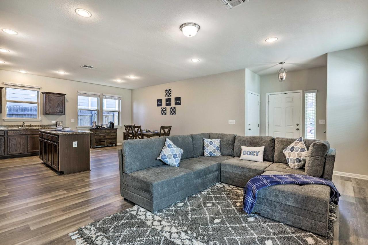 Buda Home With Smart Tv About 19 Mi To Downtown Austin المظهر الخارجي الصورة