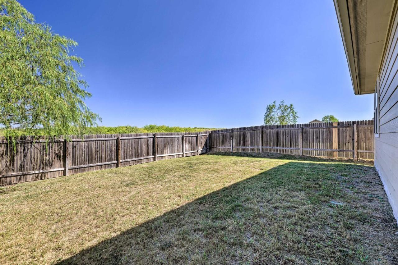 Buda Home With Smart Tv About 19 Mi To Downtown Austin المظهر الخارجي الصورة