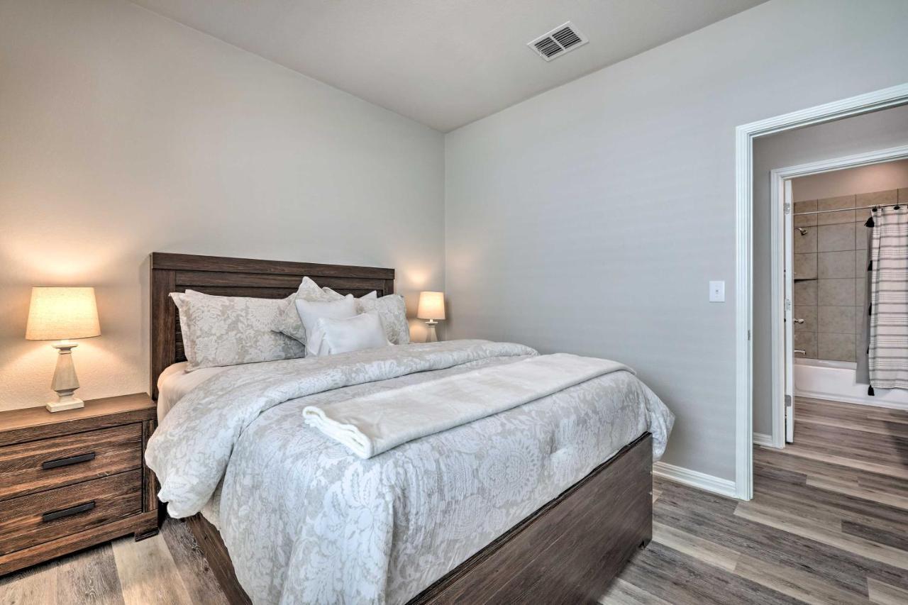 Buda Home With Smart Tv About 19 Mi To Downtown Austin المظهر الخارجي الصورة
